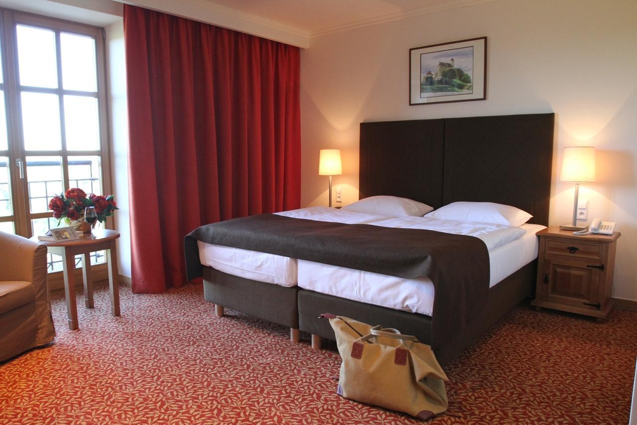 Hotel Zamek Bobolice Niegowa Room photo