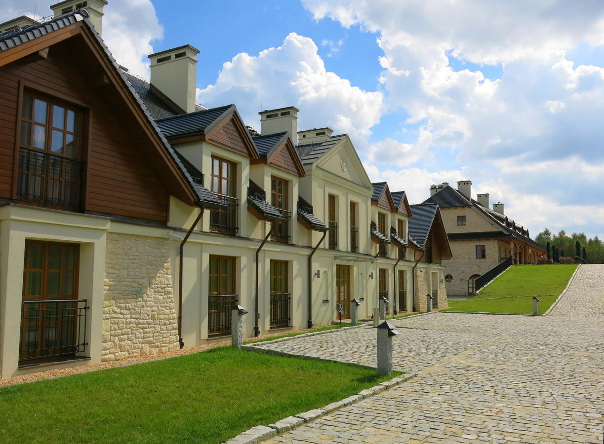 Hotel Zamek Bobolice Niegowa Exterior photo